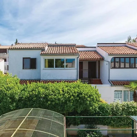 Two-bedroom In Barbariga